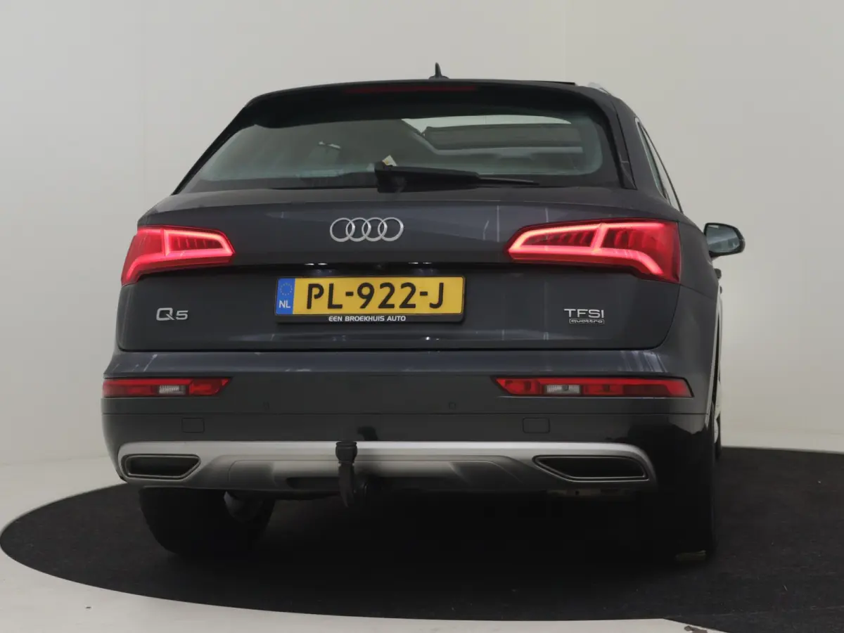 2.0 TFSI quattro Sport Pro Line 251 Pk AUT l Achteruitrijcamera | Lederen Bekleding l Panoramadak l Elektr. Trekhaak l NAvigatie | Elektr. Achterklep l Dodehoek detectie | 18"LMV