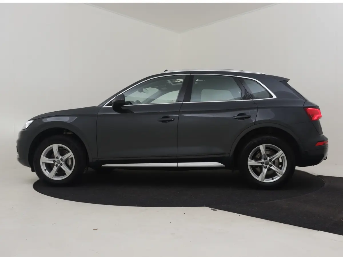 2.0 TFSI quattro Sport Pro Line 251 Pk AUT l Achteruitrijcamera | Lederen Bekleding l Panoramadak l Elektr. Trekhaak l NAvigatie | Elektr. Achterklep l Dodehoek detectie | 18"LMV