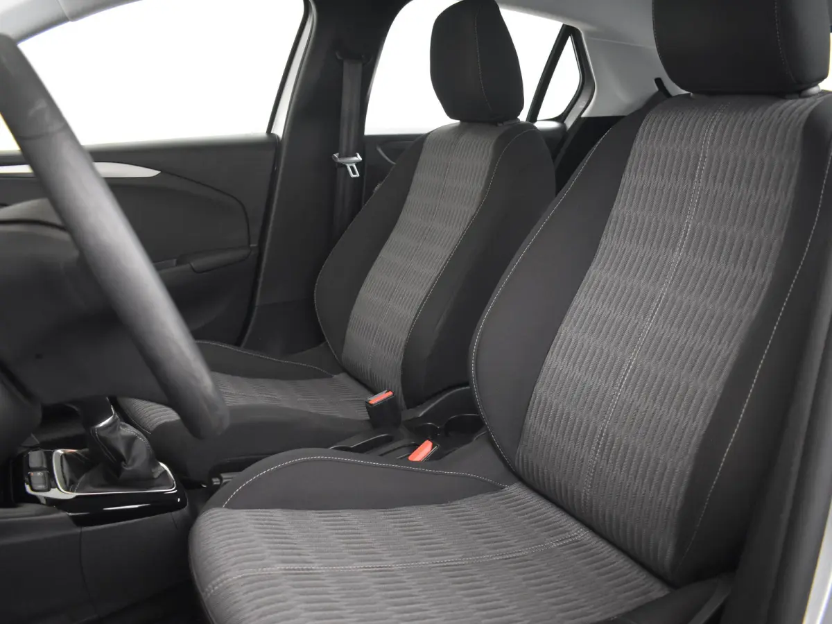 1.2 Edition | Cruise control | Airco | Apple carplay Android auto | DAB | Rijstrooksensor met correctie | Verkeersborden detectie | 17"LMV