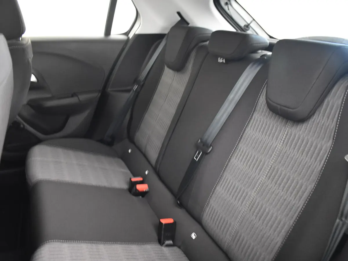 1.2 Edition | Cruise control | Airco | Apple carplay Android auto | DAB | Rijstrooksensor met correctie | Verkeersborden detectie | 17"LMV