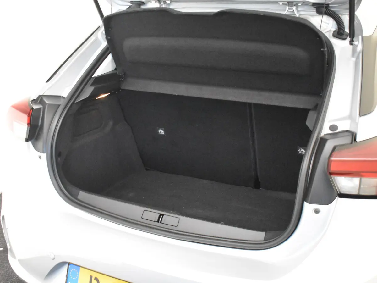 1.2 Edition | Cruise control | Airco | Apple carplay Android auto | DAB | Rijstrooksensor met correctie | Verkeersborden detectie | 17"LMV