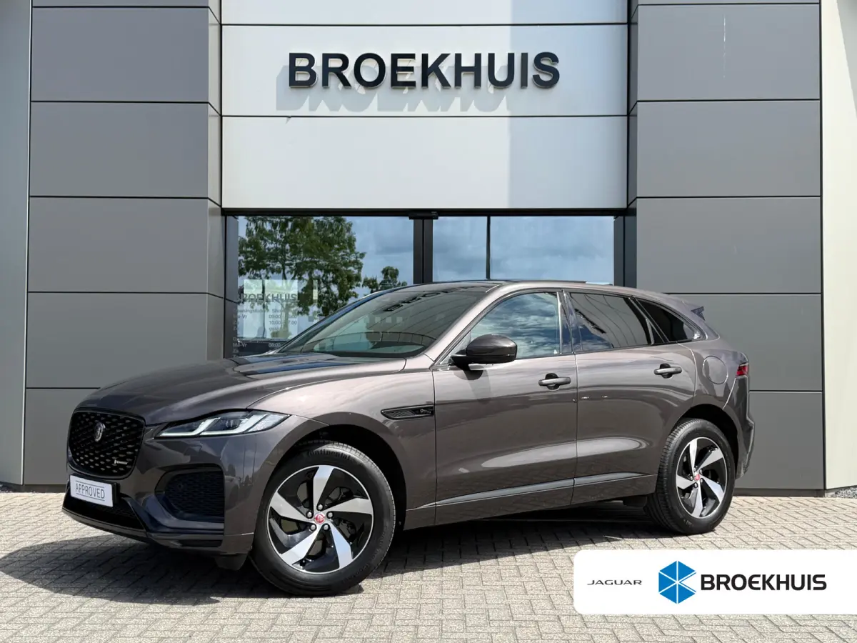 P400e PHEV R-Dynamic S | Pano | Afneembare trekhaak | Black Pack | Adaptieve Cruise Control | Meridian