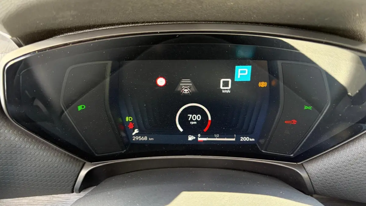 1.2 PURETECH 130PK BUSINESS PLUS AUTOMAAT / NAVI / LEDER / CLIMA / LED / PDC / CAMERA / 19" LMV / KEYLESS / HUD / ADAPT. CRUISECONTROL / NIEUWSTAAT !!