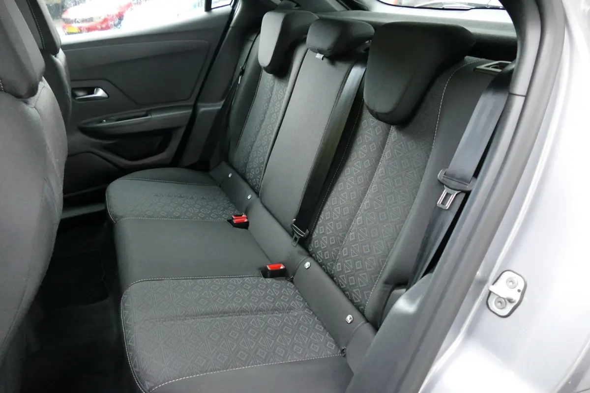 1.2 TURBO 100PK EDITION / AIRCO / LED / 16"LMV / BLUETOOTH / CRUISECONTROL / SCHITTERENDE STAAT !!