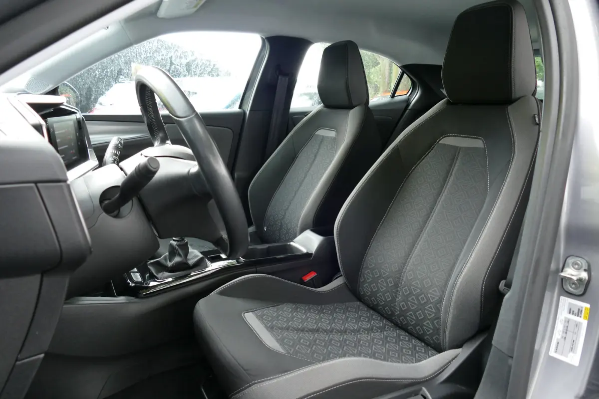 1.2 TURBO 100PK EDITION / AIRCO / LED / 16"LMV / BLUETOOTH / CRUISECONTROL / SCHITTERENDE STAAT !!