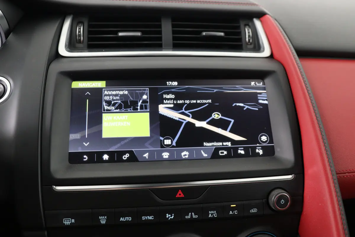 2.0 P300 AWD R-Dynamic HSE | Panoramadak | Stoelverwarming & koeling | Memory stoelen | Cruise Adaptief | Leder | Keyless