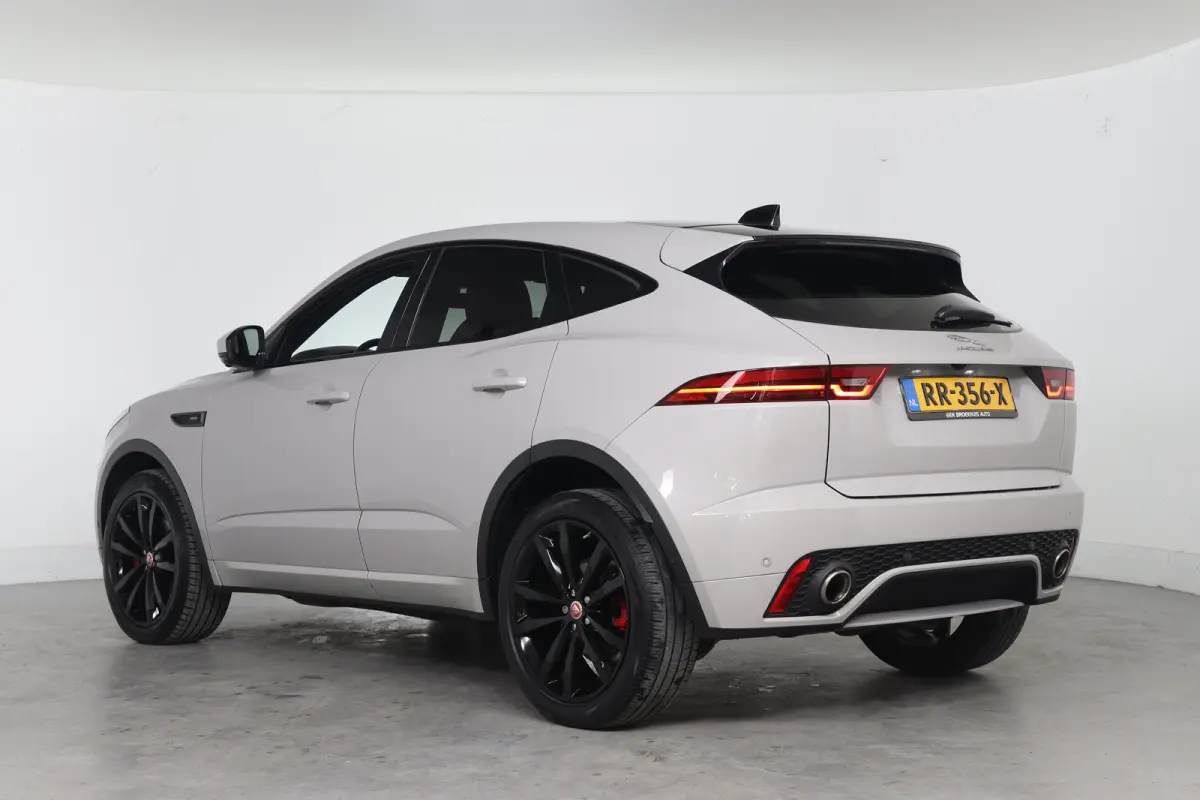 2.0 P300 AWD R-Dynamic HSE | Panoramadak | Stoelverwarming & koeling | Memory stoelen | Cruise Adaptief | Leder | Keyless