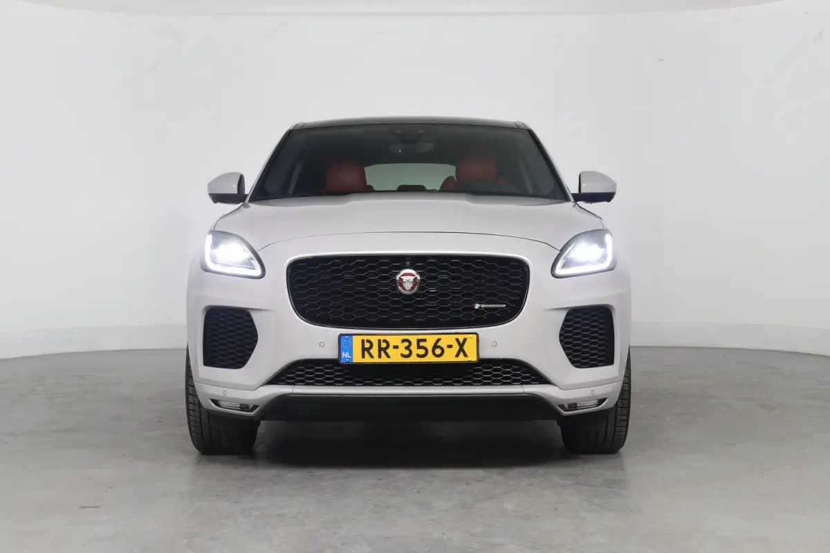 2.0 P300 AWD R-Dynamic HSE | Panoramadak | Stoelverwarming & koeling | Memory stoelen | Cruise Adaptief | Leder | Keyless