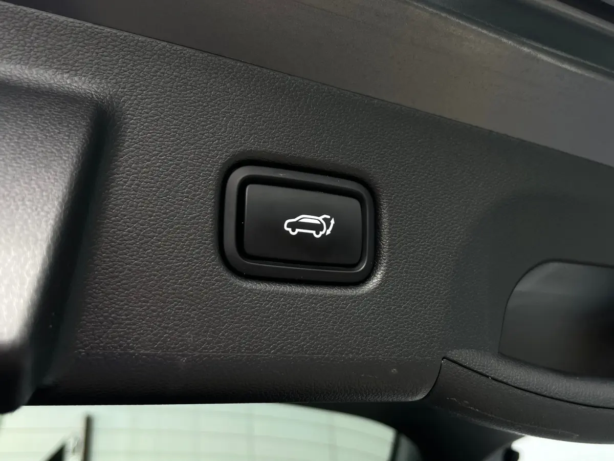 1.6 T-GDI 265pk PHEV Comfort Smart 4WD | Climate | Camera | Carplay | Keyless | Navigatie | Full - Led | Elek. Klep | Winterpakket | 19" Lichtmetaal | Digitale Cockpit | Parkeer Assistent | 