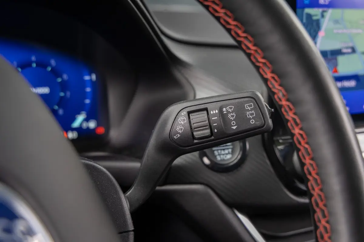 1.0 EcoBoost ST-Line X | Dealer o.h. | Panoramadak | Parkeer-camera | Winter-pack | B&O Audio | LED verlichting | 18''
