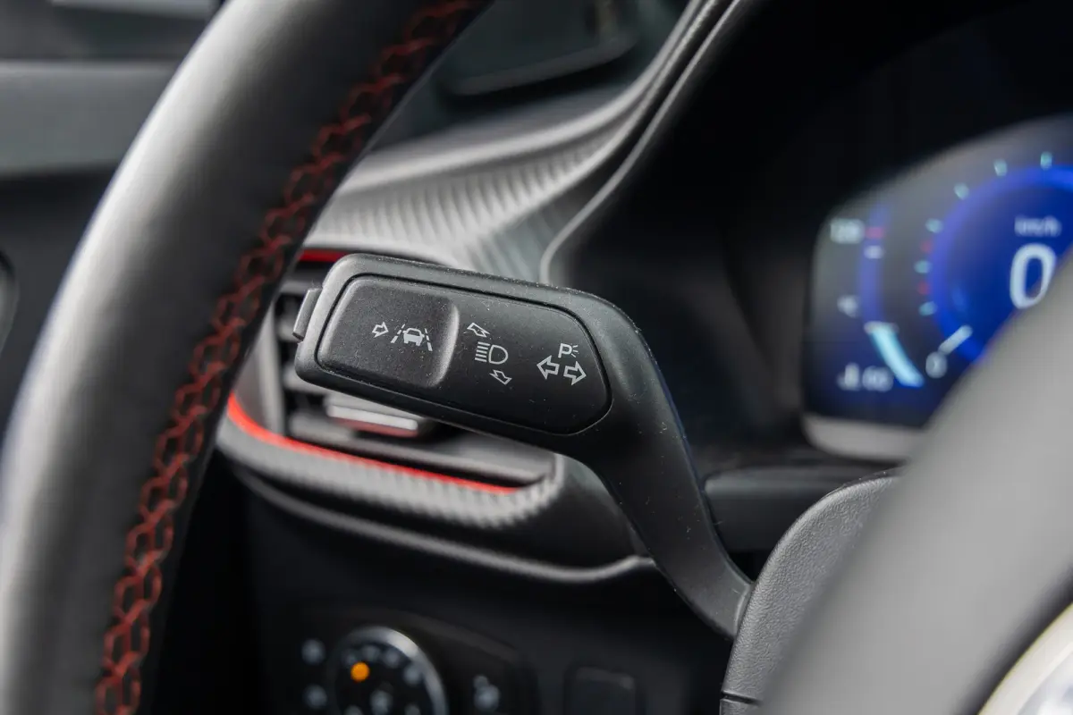 1.0 EcoBoost ST-Line X | Dealer o.h. | Panoramadak | Parkeer-camera | Winter-pack | B&O Audio | LED verlichting | 18''