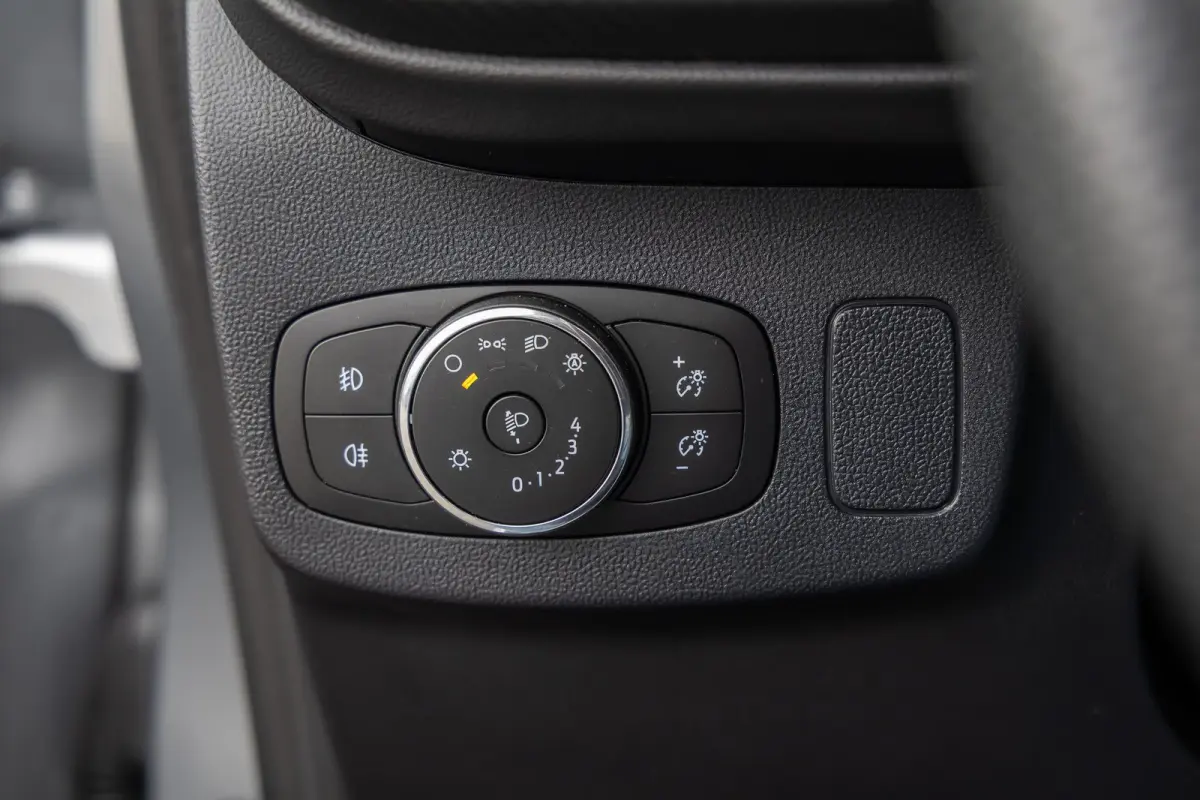 1.0 EcoBoost ST-Line X | Dealer o.h. | Panoramadak | Parkeer-camera | Winter-pack | B&O Audio | LED verlichting | 18''