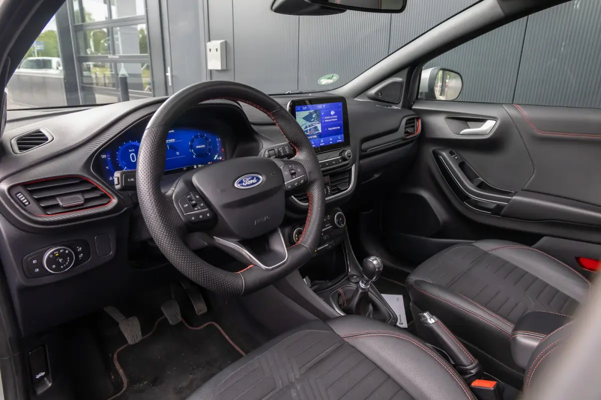 1.0 EcoBoost ST-Line X | Dealer o.h. | Panoramadak | Parkeer-camera | Winter-pack | B&O Audio | LED verlichting | 18''