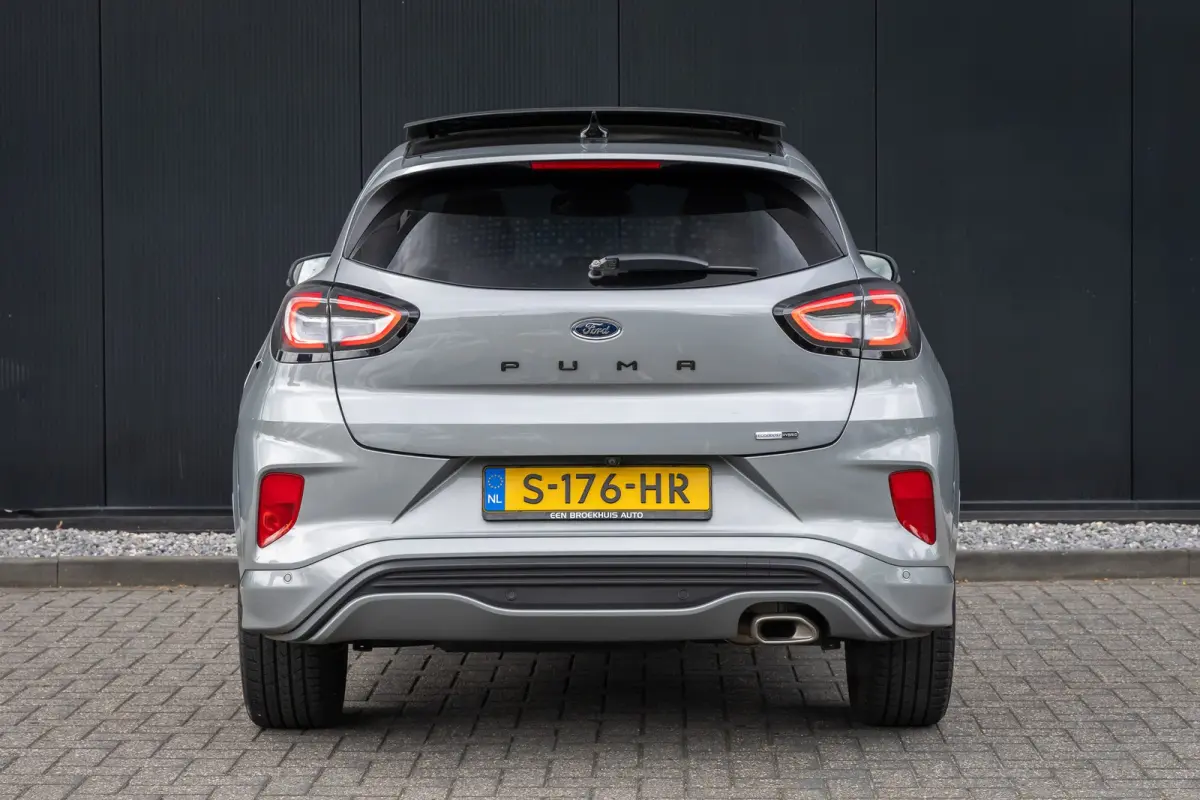 1.0 EcoBoost ST-Line X | Dealer o.h. | Panoramadak | Parkeer-camera | Winter-pack | B&O Audio | LED verlichting | 18''