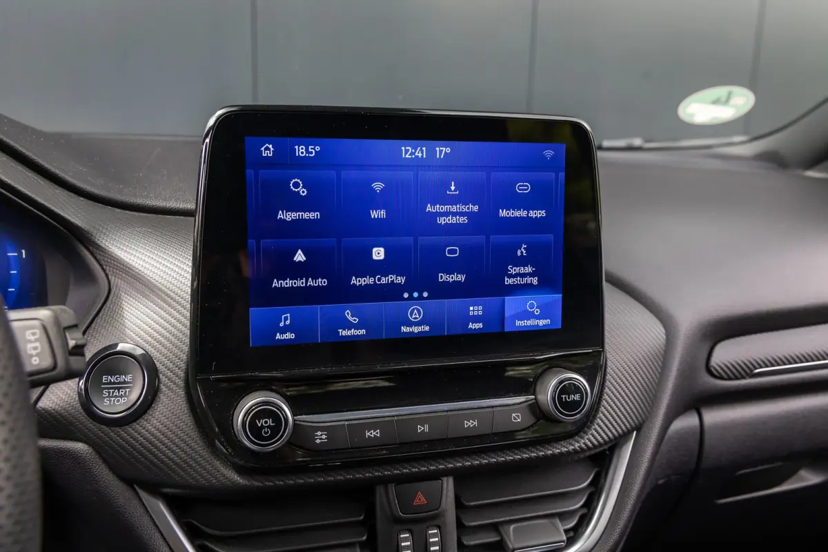 1.0 EcoBoost ST-Line X | Dealer o.h. | Panoramadak | Parkeer-camera | Winter-pack | B&O Audio | LED verlichting | 18''