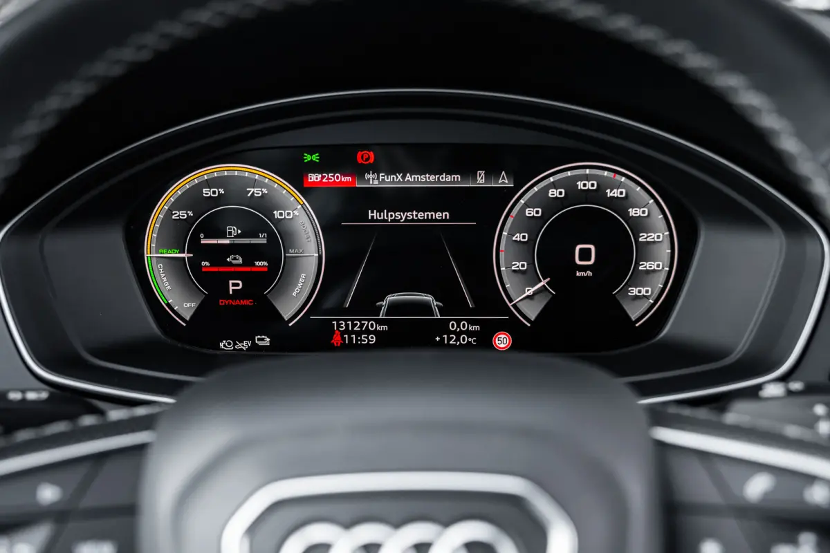 55 TFSI e S edition Competition | Trekhaak | Stoelverwarming | Adaptive Cruise Control |