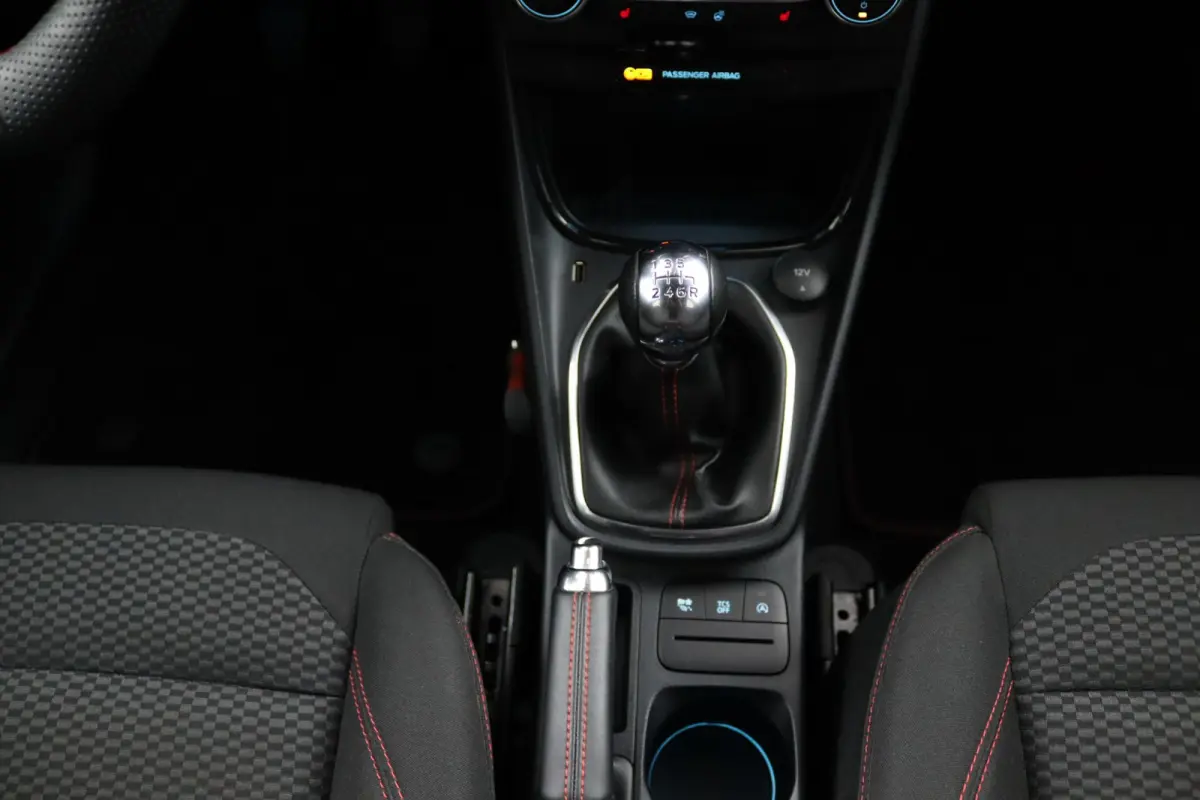1.0 EcoBoost ST-Line | Achteruitrijcamera | Airco (automatisch) | Apple Carplay/Android Auto|telefoonintegratie premium