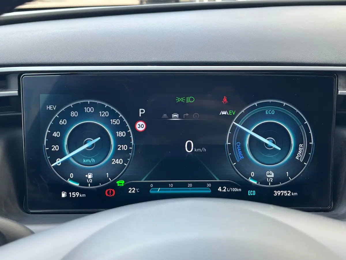 1.6 T-GDI 265pk PHEV Comfort Smart 4WD | Climate | Camera | Carplay | Keyless | Navigatie | Full - Led | Elek. Klep | Winterpakket | 19" Lichtmetaal | Krell Audio | Digitale Cockpit | Parkee