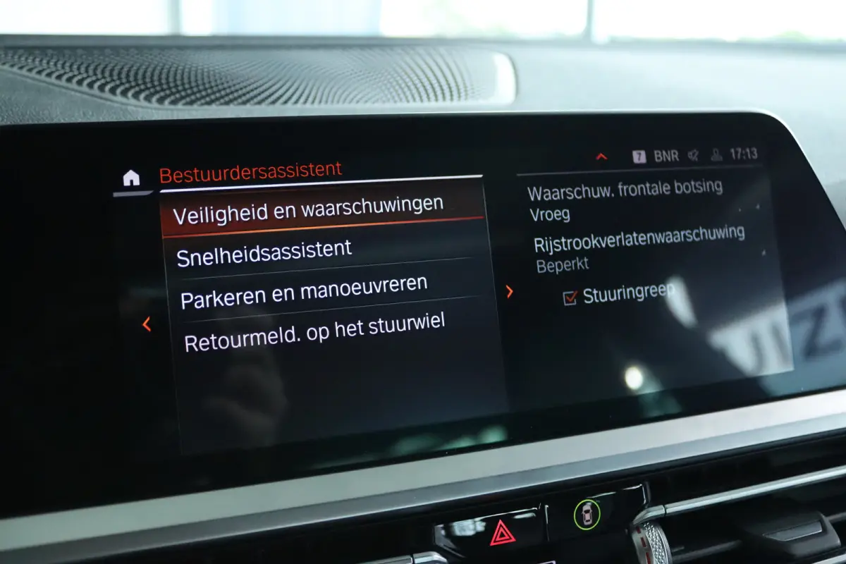 M440i xDrive High Executive M-Pro | NL-Auto | Cruise Control | Schuifdak | Harman & Kardon | Head-up | Stoel+Stuurverwarming | Keyless | Memory