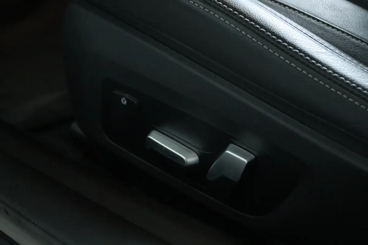 M440i xDrive High Executive M-Pro | NL-Auto | Cruise Control | Schuifdak | Harman & Kardon | Head-up | Stoel+Stuurverwarming | Keyless | Memory