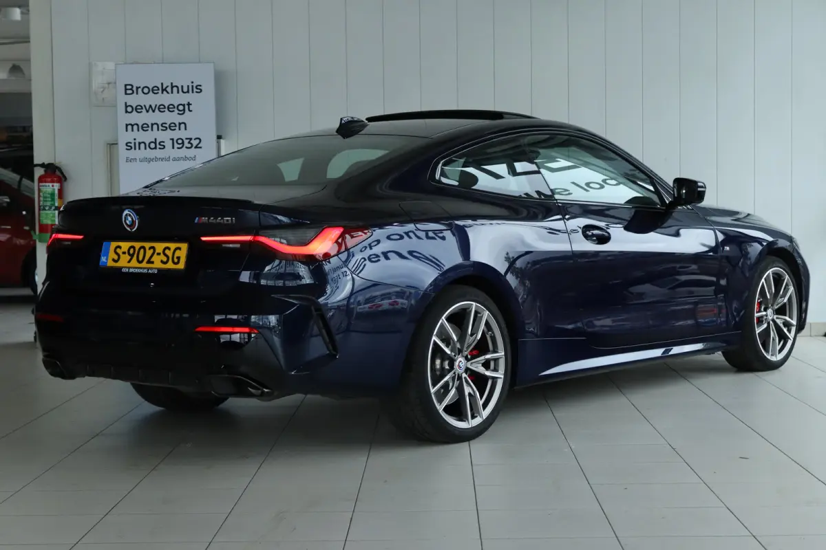 M440i xDrive High Executive M-Pro | NL-Auto | Cruise Control | Schuifdak | Harman & Kardon | Head-up | Stoel+Stuurverwarming | Keyless | Memory