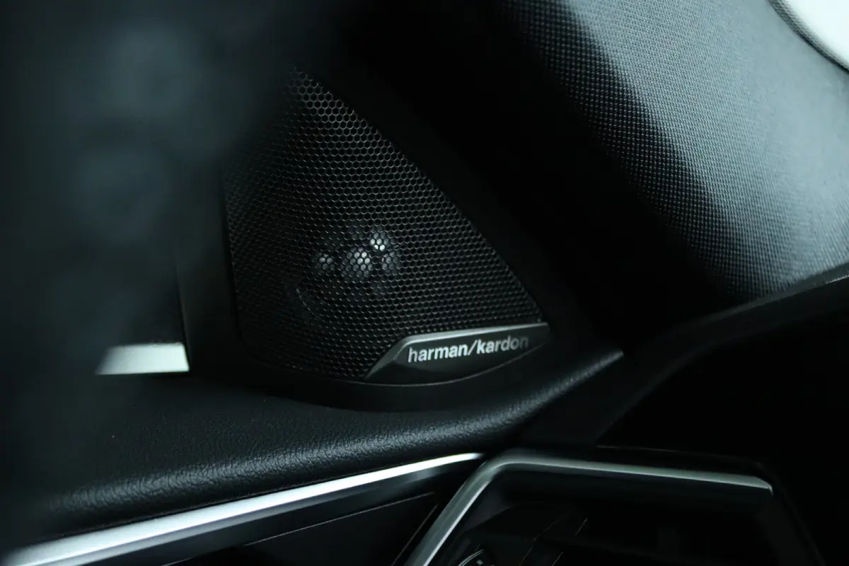 M440i xDrive High Executive M-Pro | NL-Auto | Cruise Control | Schuifdak | Harman & Kardon | Head-up | Stoel+Stuurverwarming | Keyless | Memory