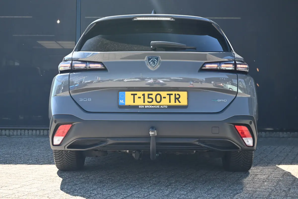 1.6 Plug-in Hybrid 180 Active Pack Business | Trekhaak | Draadloos Apple Carplay & Android Auto | Cruise Control | Parkeersensoren | !!
