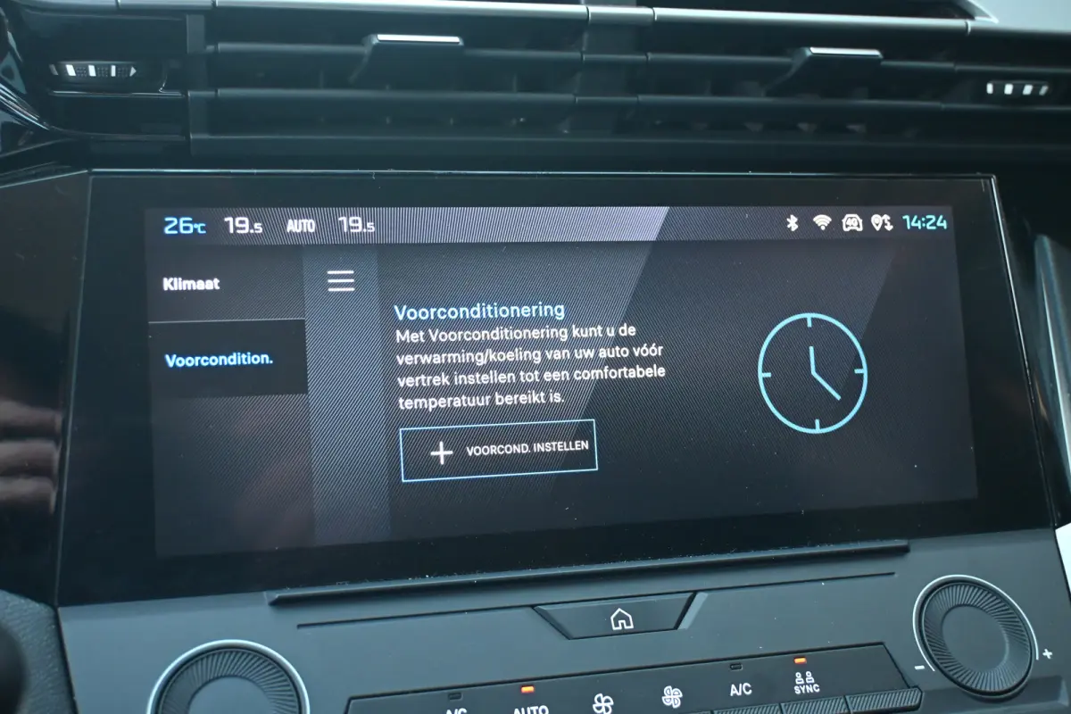 1.6 Plug-in Hybrid 180 Active Pack Business | Trekhaak | Draadloos Apple Carplay & Android Auto | Cruise Control | Parkeersensoren | !!