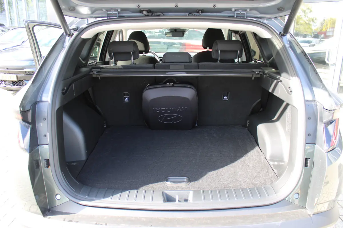 1.6 T-GDI PHEV Comfort Smart 4WD | DAB ontvanger | Achteruitrijcamera | | Achterbank in delen neerklapbaar | Achteruitrijcamera | Airco (automatisch)