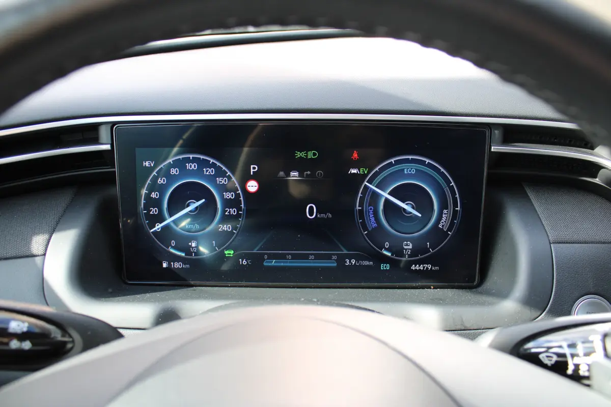 1.6 T-GDI PHEV Comfort Smart 4WD | DAB ontvanger | Achteruitrijcamera | | Achterbank in delen neerklapbaar | Achteruitrijcamera | Airco (automatisch)
