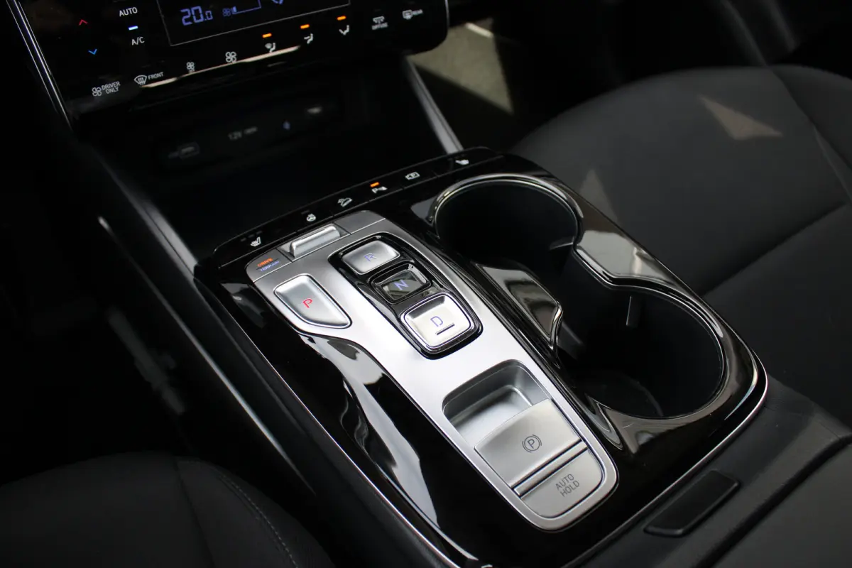 1.6 T-GDI PHEV Comfort Smart 4WD | Stoelverwarming voor| Stuurwielverwarmig | Navigatie | Climate Control | Achteruitrijcamera | Airco (automatisch) | Apple Carplay/Android Auto|telefooninte