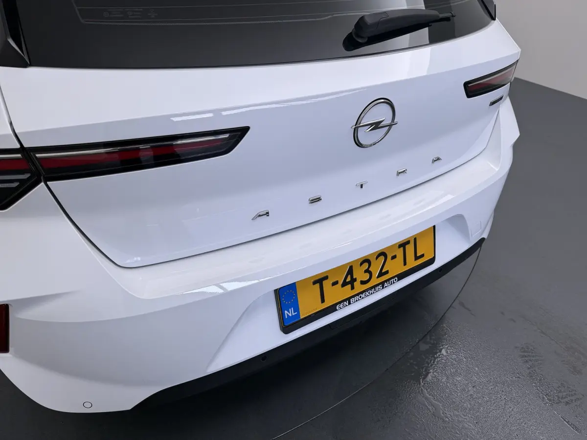 1.6 Turbo Plug-in Hybrid 180pk | 98% SOH | Apple Carplay/ Android Auto | | Adaptieve Cruise Control | Adaptive cruise control | Airco (automatisch)