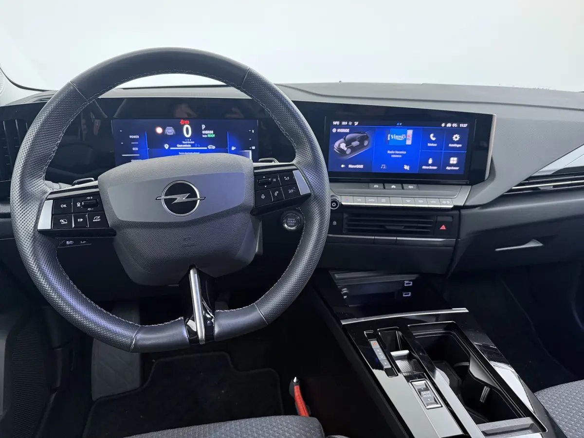 1.6 Turbo Plug-in Hybrid 180pk | 98% SOH | Apple Carplay/ Android Auto | | Adaptieve Cruise Control | Adaptive cruise control | Airco (automatisch)
