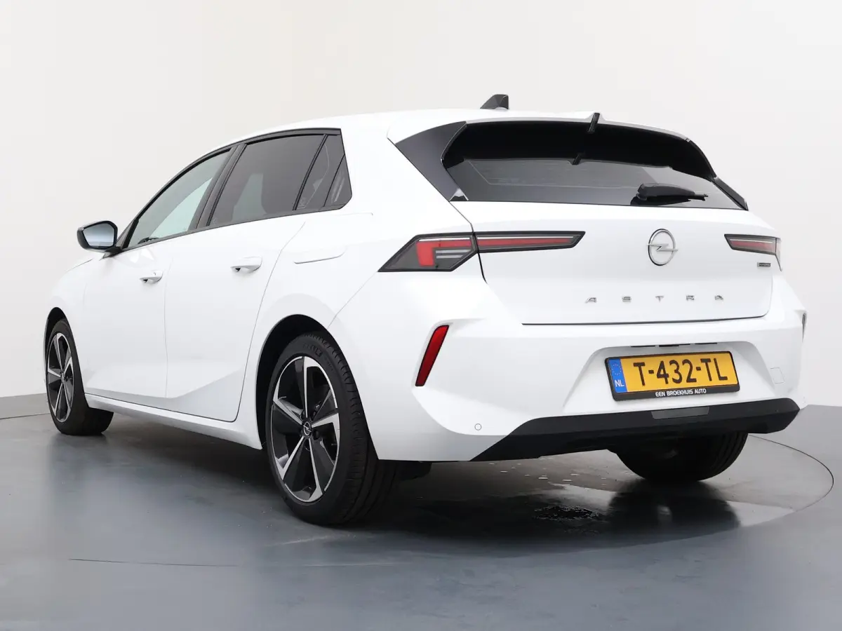 1.6 Turbo Plug-in Hybrid 180pk | 98% SOH | Apple Carplay/ Android Auto | | Adaptieve Cruise Control | Adaptive cruise control | Airco (automatisch)