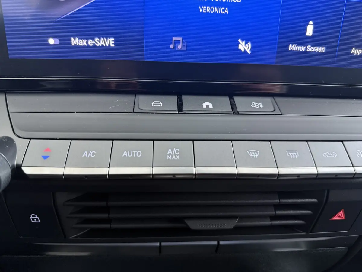 1.6 Turbo Plug-in Hybrid 180pk | 98% SOH | Apple Carplay/ Android Auto | | Adaptieve Cruise Control | Adaptive cruise control | Airco (automatisch)