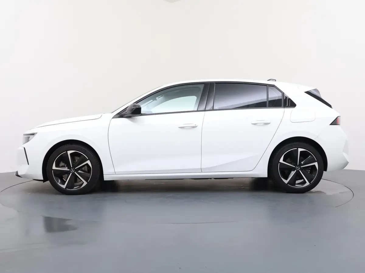 1.6 Turbo Plug-in Hybrid 180pk | 98% SOH | Apple Carplay/ Android Auto | | Adaptieve Cruise Control | Adaptive cruise control | Airco (automatisch)