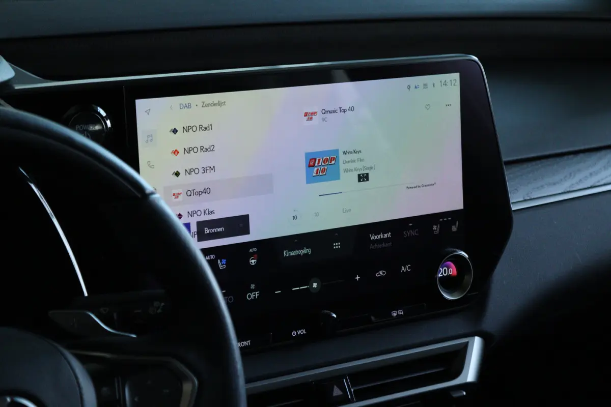 450h+ Plug-in Hybrid President Line ''OP AFSRPAAK'' | Adapt. Cruise | Schuifdak | Memory | HUD | Stoelventilatie | 360 Camera | Mark Levinson | Keyless