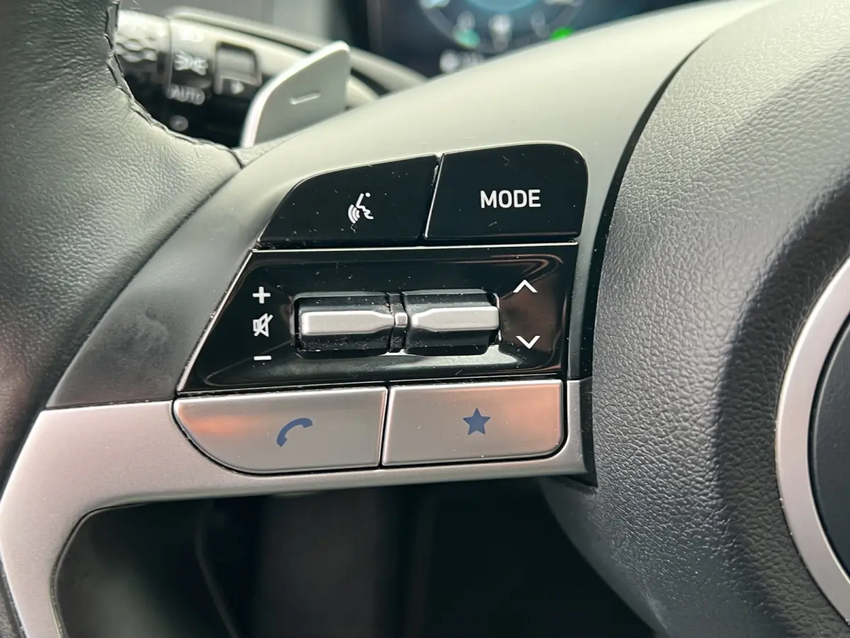 1.6 T-GDI 265pk PHEV Comfort Smart 4WD | Climate | Camera | Carplay | Keyless | Navigatie | Full - Led | Elek. Klep | Winterpakket | 19" Lichtmetaal | Krell Audio | Digitale Cockpit | Parkee