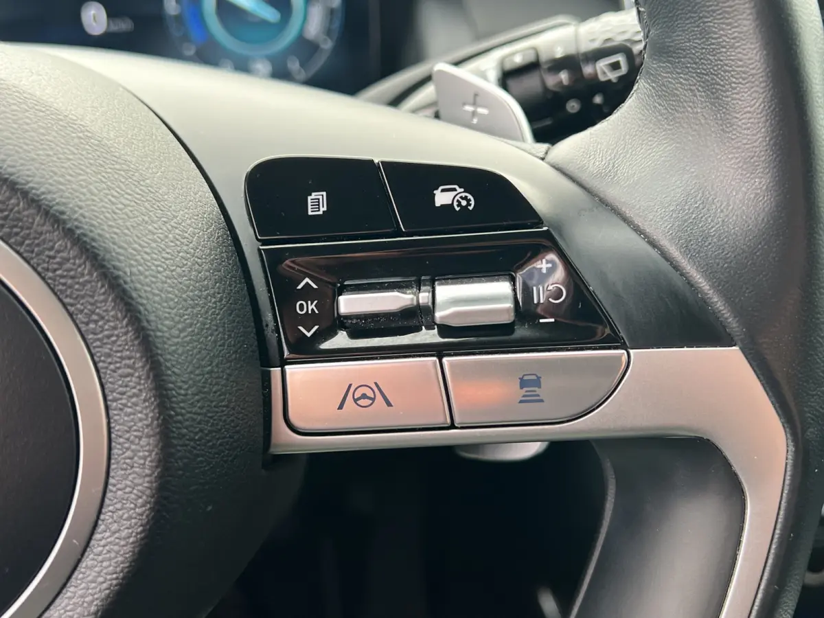 1.6 T-GDI 265pk PHEV Comfort Smart 4WD | Climate | Camera | Carplay | Keyless | Navigatie | Full - Led | Elek. Klep | Winterpakket | 19" Lichtmetaal | Krell Audio | Digitale Cockpit | Parkee