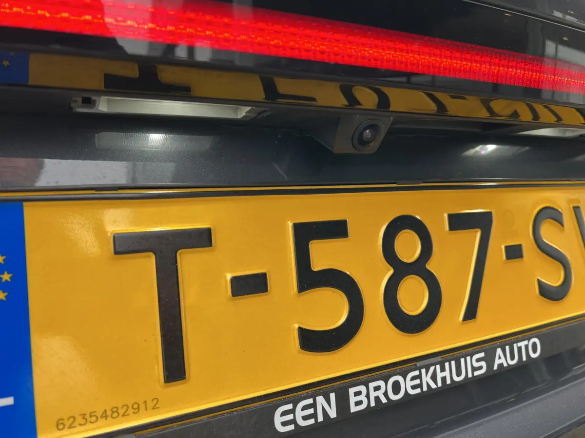 1.6 T-GDI 265pk PHEV Comfort Smart 4WD | Climate | Camera | Carplay | Keyless | Navigatie | Full - Led | Elek. Klep | Winterpakket | 19" Lichtmetaal | Krell Audio | Digitale Cockpit | Parkee