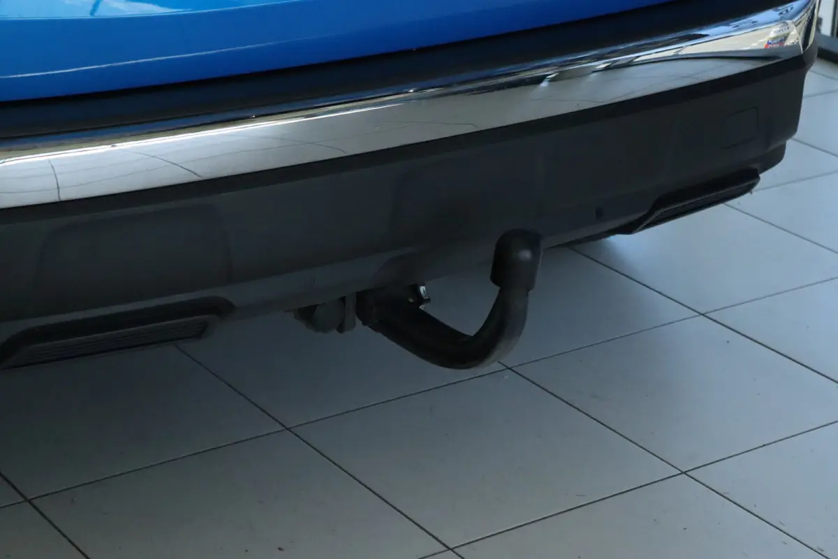 1.6 HYbrid 225 Blue Lease Allure | Adapt. Cruise | Trekhaak | Camera | Navi | Keyless | Dodehoekbewaking | Carplay | Navi |