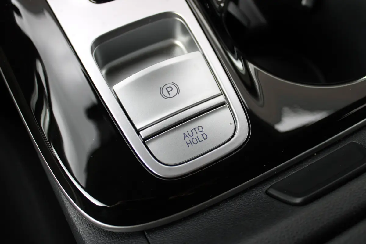 1.6 T-GDI PHEV Comfort Smart 4WD | DAB ontvanger | Achteruitrijcamera | Adaptive cruise control | Lane Assist | Stoel verwarming | | Achterbank in delen neerklapbaar | Achteruitrijcamera | A