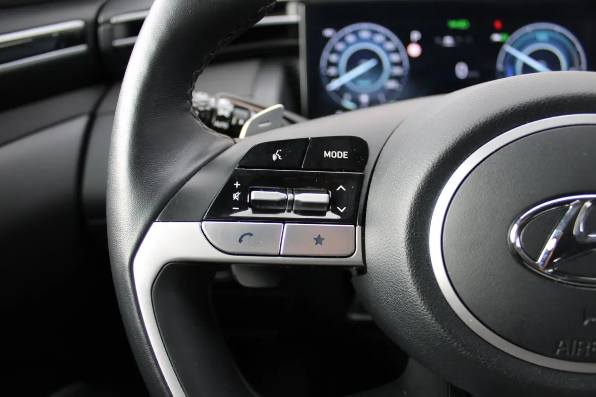 1.6 T-GDI PHEV Comfort Smart 4WD | DAB ontvanger | Achteruitrijcamera | Adaptive cruise control | Lane Assist | Stoel verwarming | | Achterbank in delen neerklapbaar | Achteruitrijcamera | A