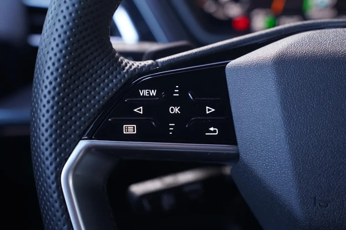 45 quattro S Edition Competition 82 kWh SOH 100% NAP 1e Eigenaar Apple Carplay Navi ACC Voorstoelen verwarmd Privacy Glass