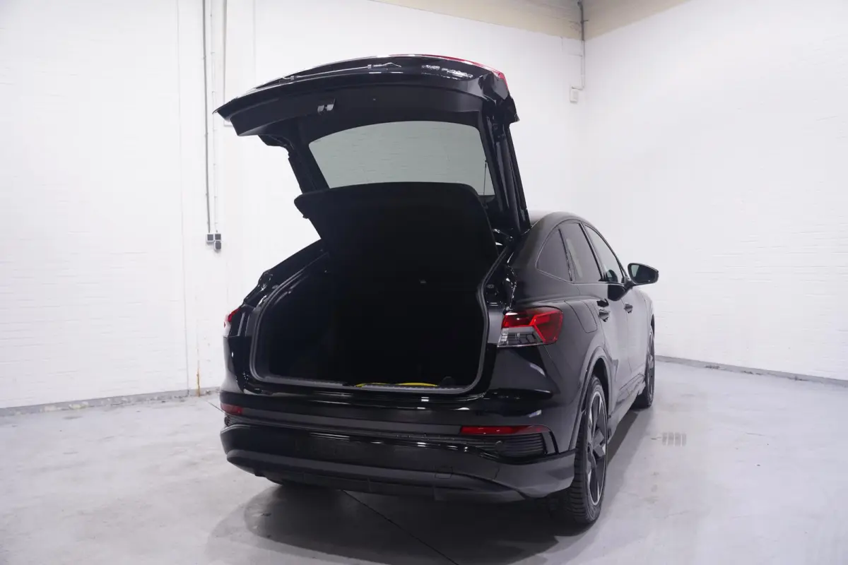 45 quattro S Edition Competition 82 kWh SOH 100% NAP 1e Eigenaar Apple Carplay Navi ACC Voorstoelen verwarmd Privacy Glass