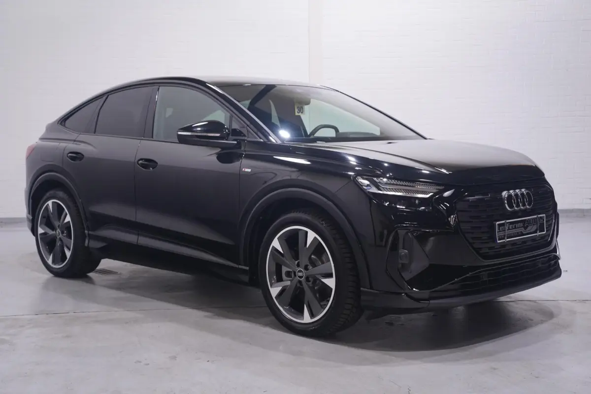 45 quattro S Edition Competition 82 kWh SOH 100% NAP 1e Eigenaar Apple Carplay Navi ACC Voorstoelen verwarmd Privacy Glass