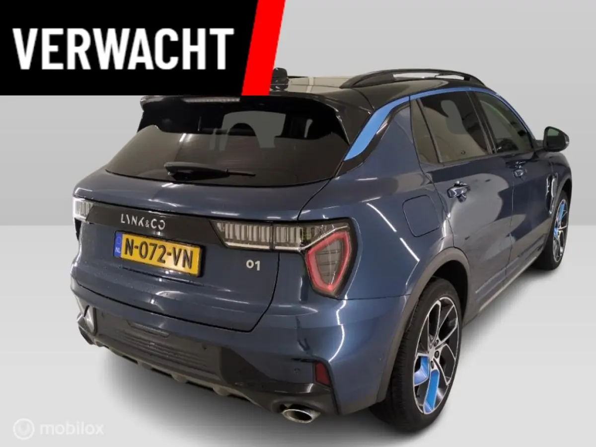 - 1.5 261PK Plug-in Hybrid, Pano, Camera , Apple Carplay✅NL AUTO