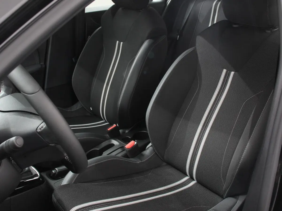 1.2 Turbo GS Navigatie Apple Carplay/Android Auto Digitale Cockpit Airco Cruise Control Lichtmetalen Velgen Dab