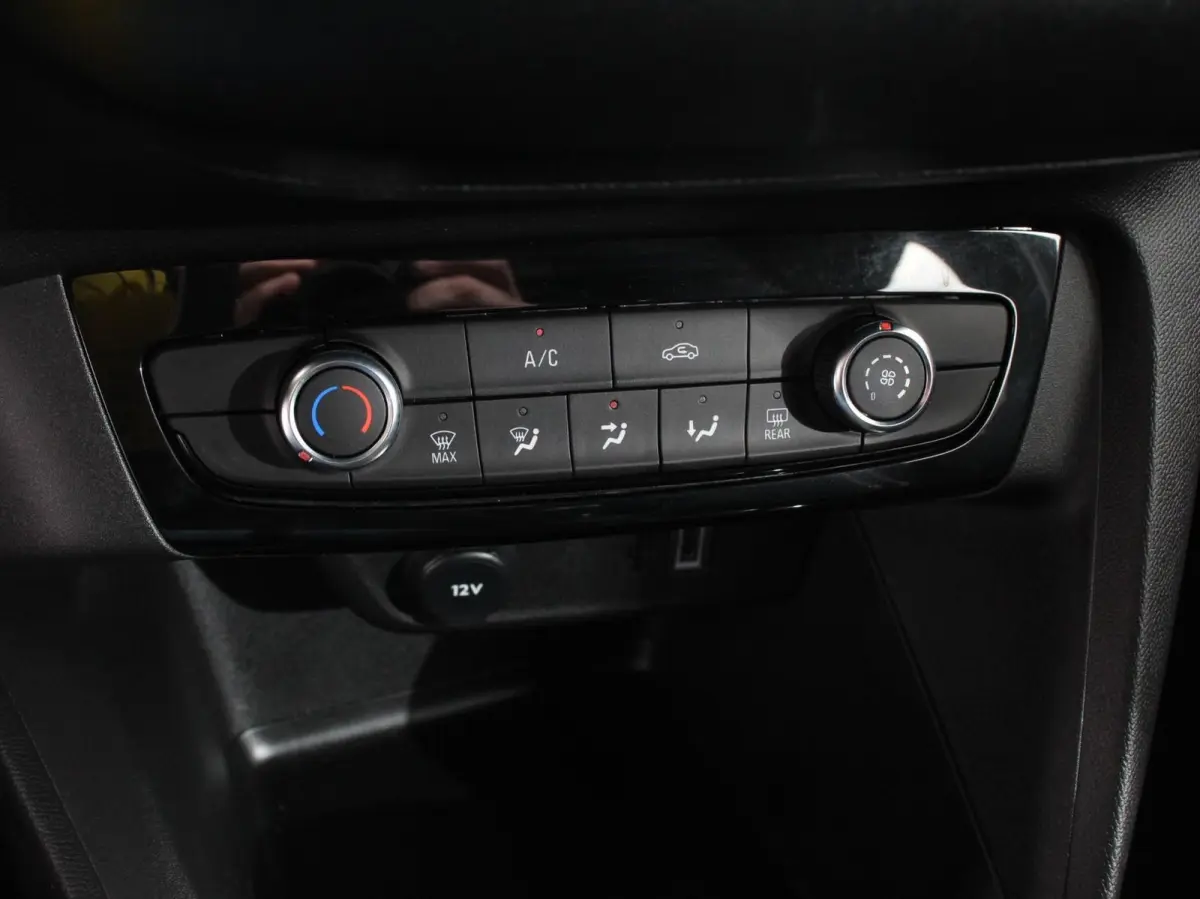 1.2 Turbo GS Navigatie Apple Carplay/Android Auto Digitale Cockpit Airco Cruise Control Lichtmetalen Velgen Dab