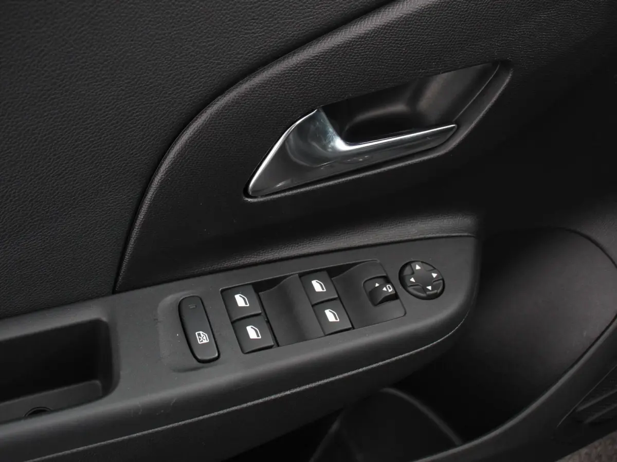 1.2 Turbo GS Navigatie Apple Carplay/Android Auto Digitale Cockpit Airco Cruise Control Lichtmetalen Velgen Dab